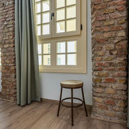 Pasaje Chinitas 1628 *